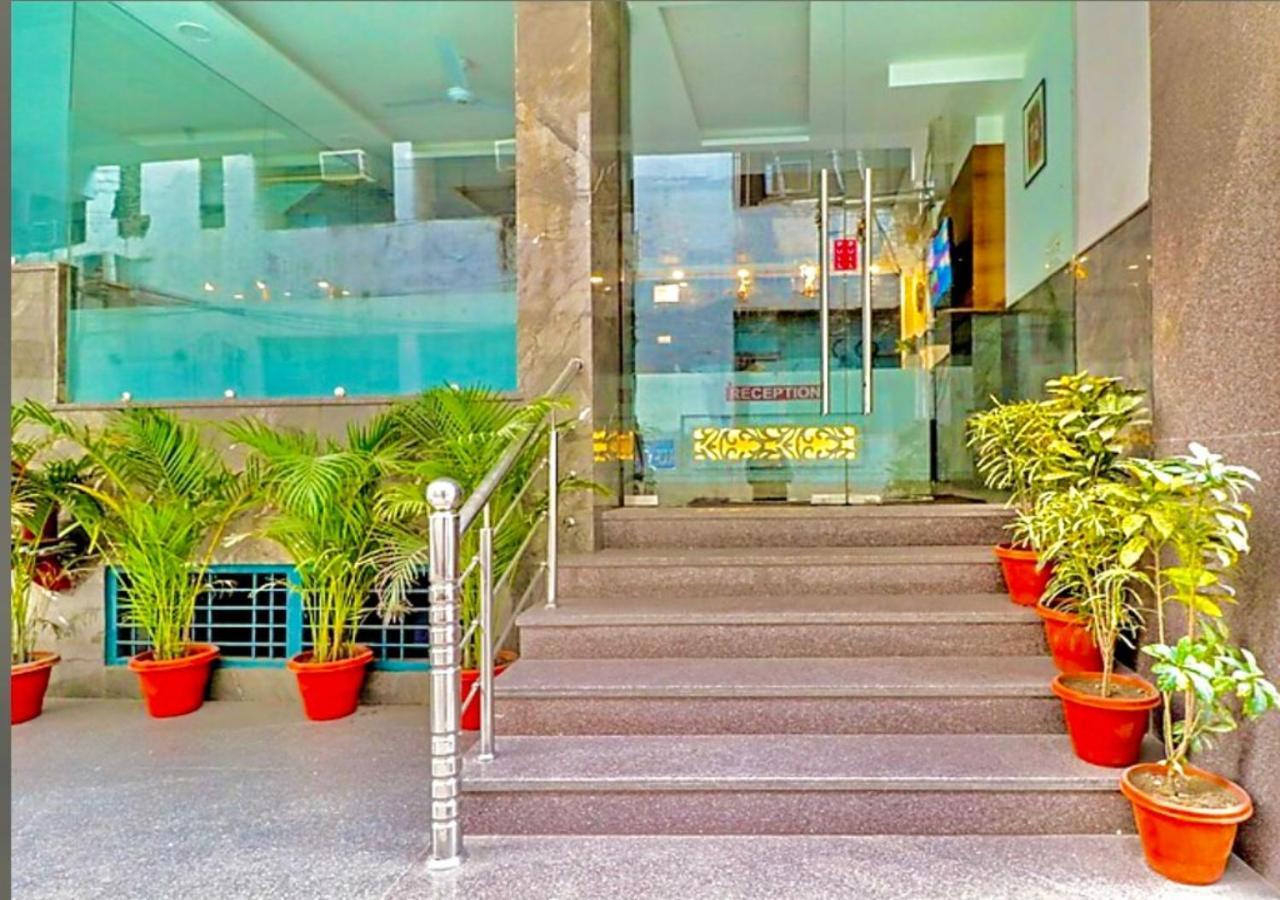 Hotel The Glory Near Delhi International Airport Nova Deli Exterior foto